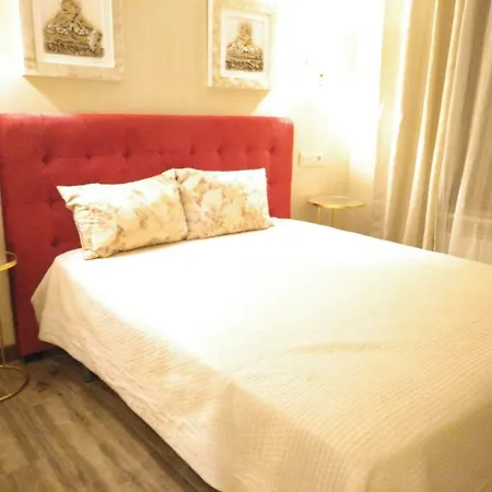 Puerta Zamora Apartamento *